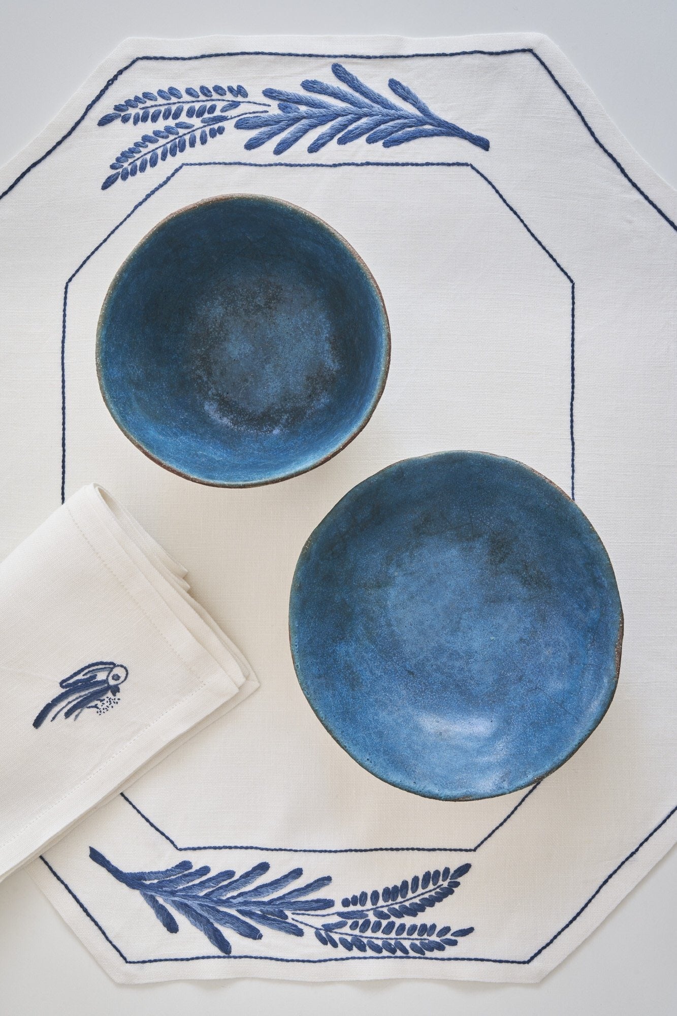 Individuales de mesa bordados a mano Hojas de Palmas