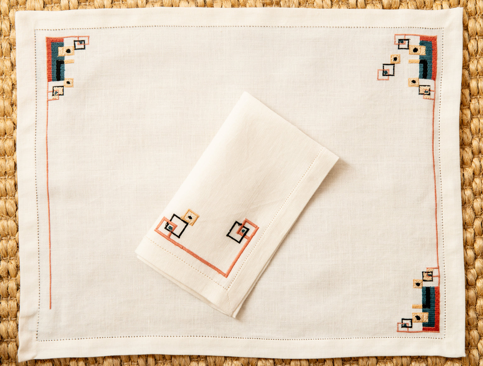 Individuales Modernista